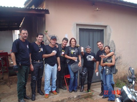 Foto - Galera em Ivinhema 2005.jpg